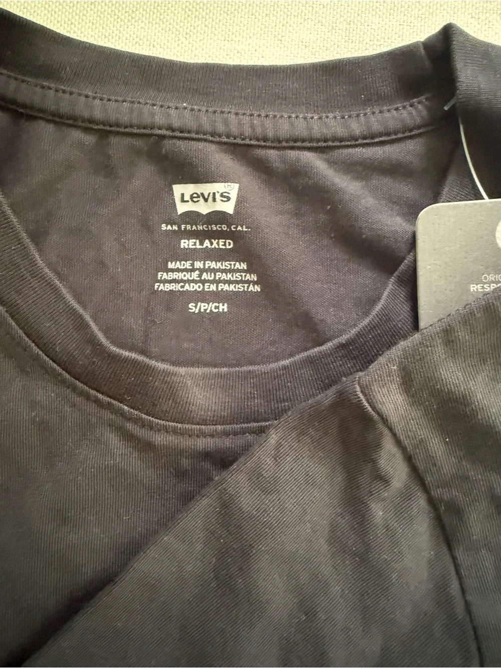 NWT Levi's Men's Black Crewneck Short Sleeve Tee